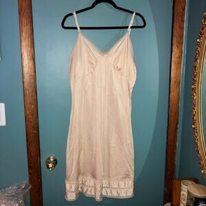 Vintage Y2K nude babydoll slip dress, satin and lace trim, Sears 2000s size 40